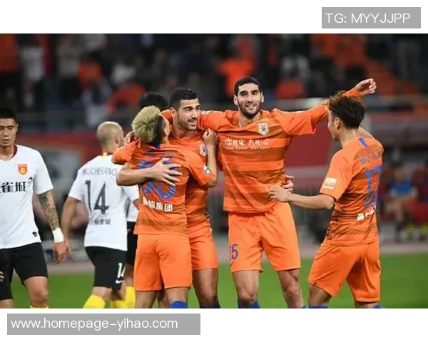 中超焦点战鲁能对决权健激战即将上演球迷期待精彩对抗 中超焦点战鲁能对决权健激战即将上演球迷期待精彩对抗